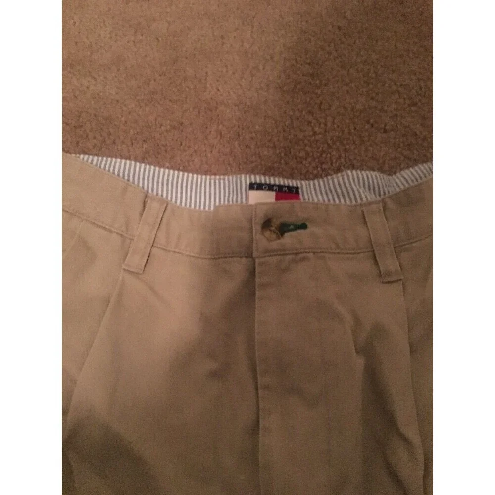 Tommy Hilfiger Men's Beige Casual Shorts w Pockets Size 30